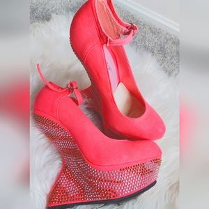 Unique Woman Heels